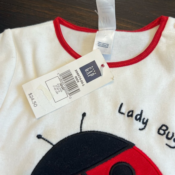 Ladybug Infant Set - Picture 4 of 6